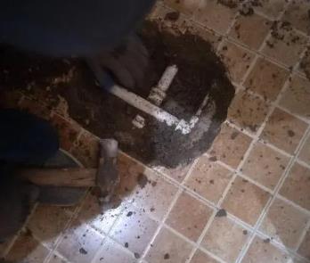 中卫卫生间漏水维修公司为您分享下卫生间渗水如何处理及注意事项